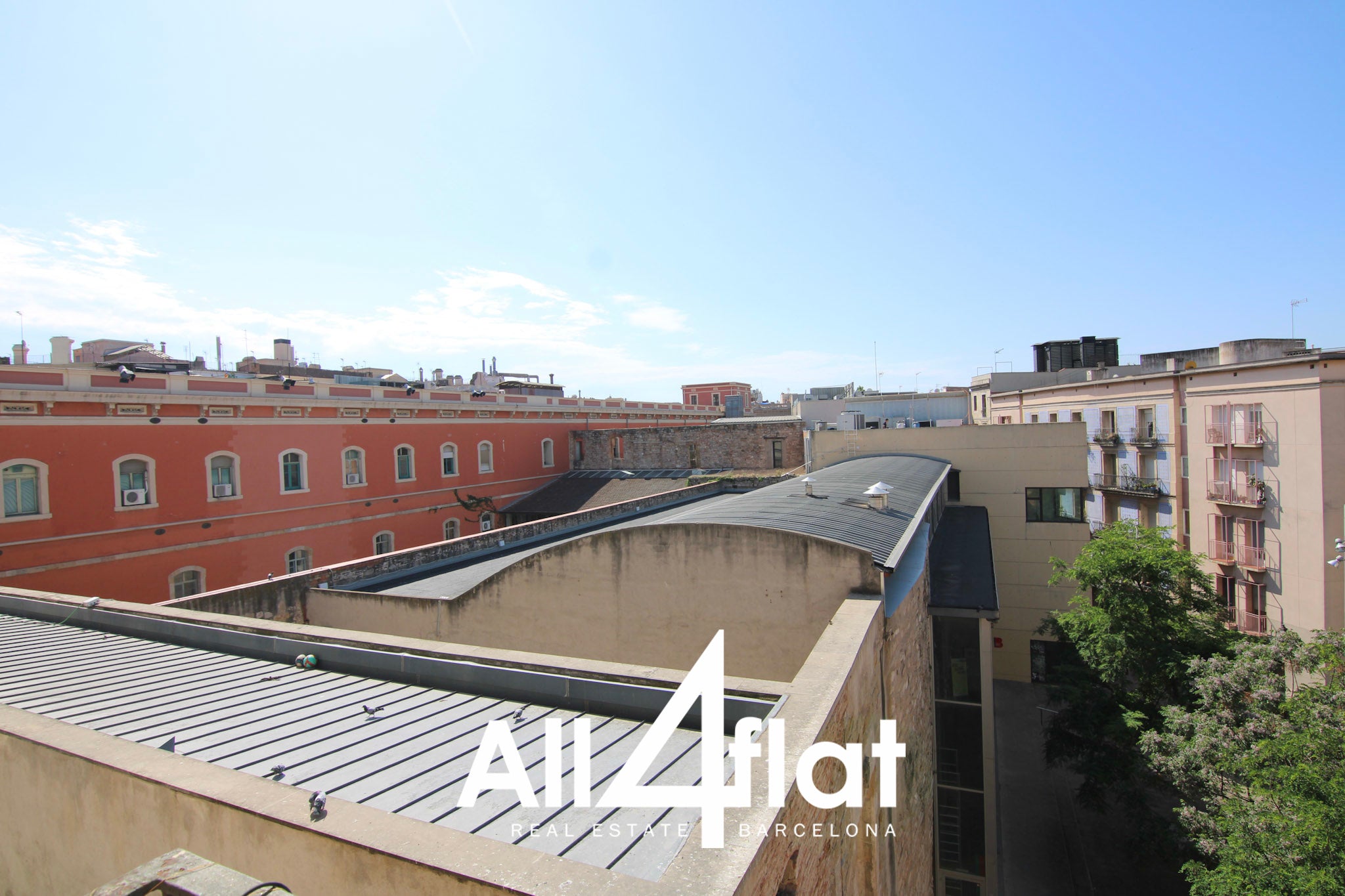 C/ Agustí Vell - Ref: 002547F