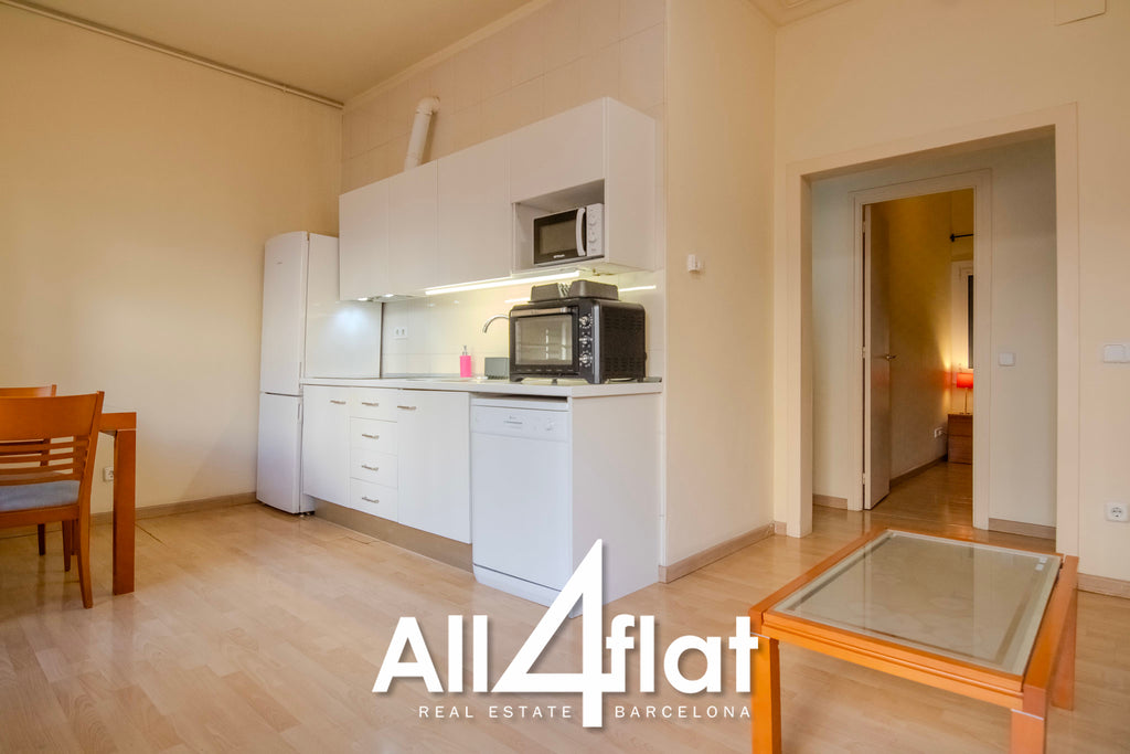 C/ Parallel - Ref: 002288E