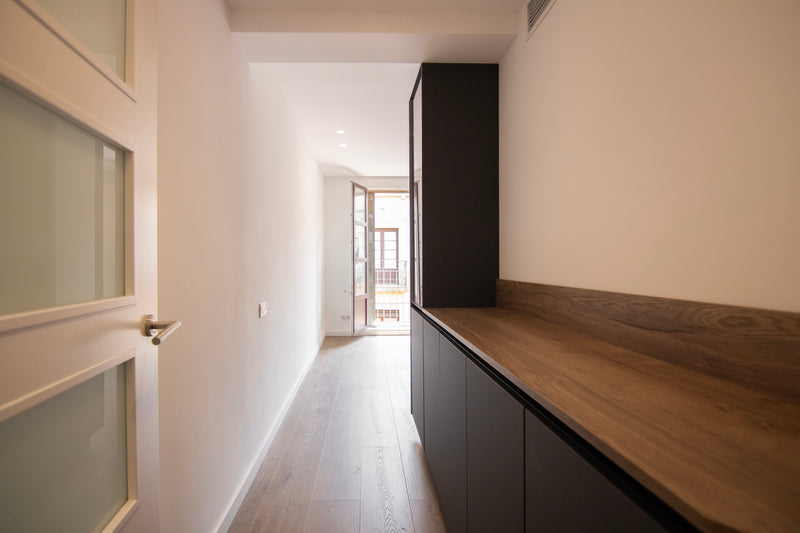 Un appartement divisé en deux dans le Raval