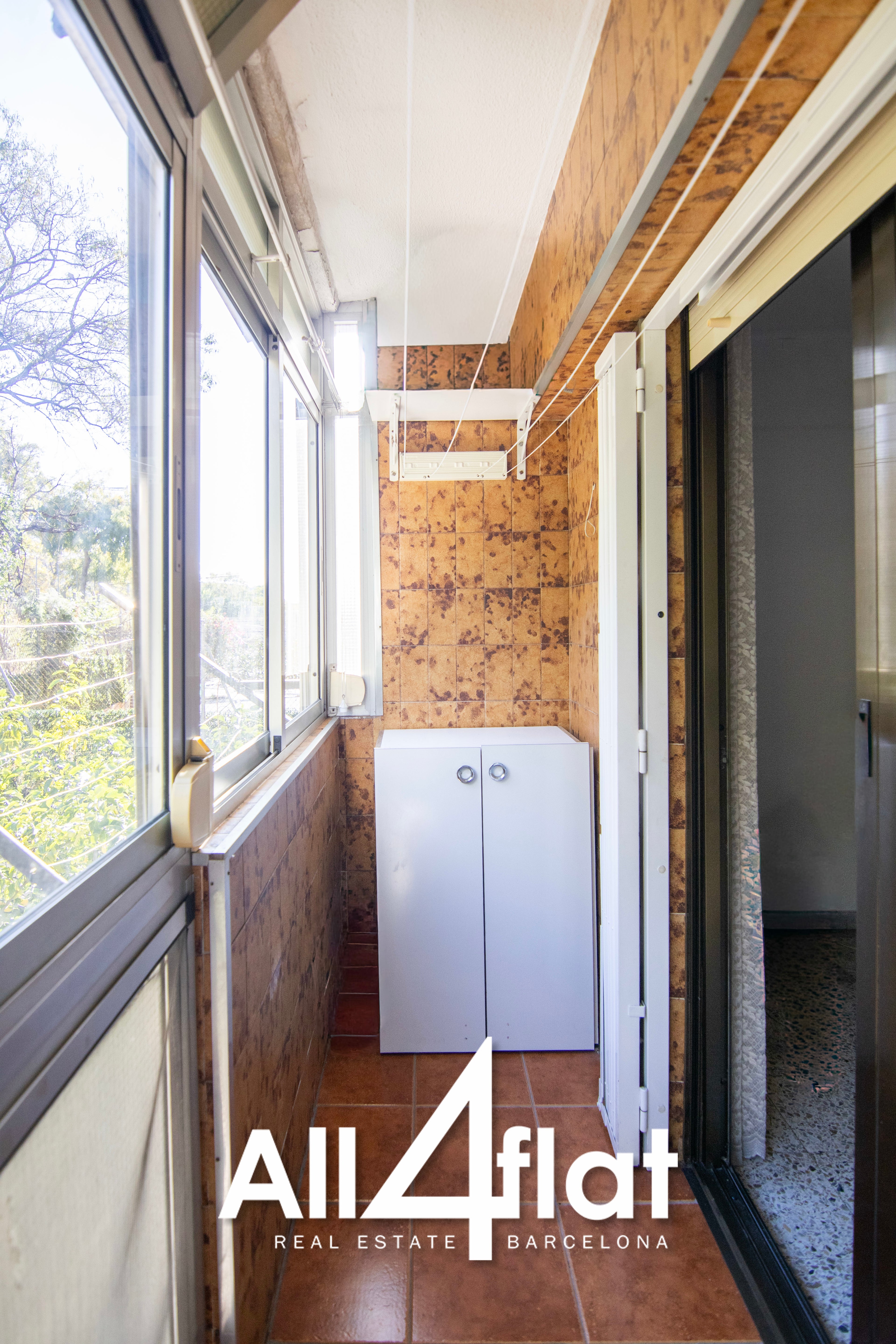 Rue Muga - Réf. : 003607 