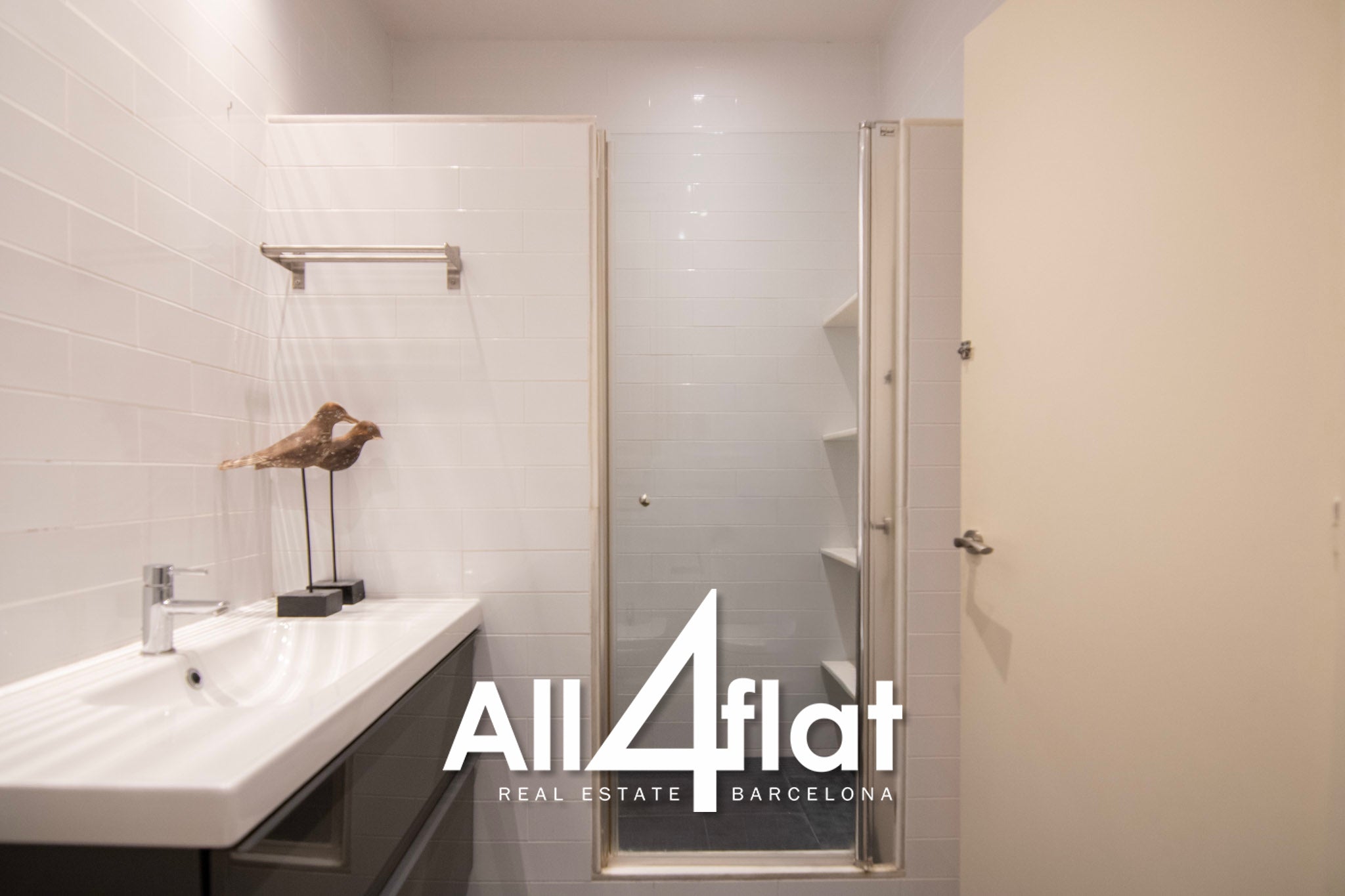 Muntaner Street - Ref: 003606 