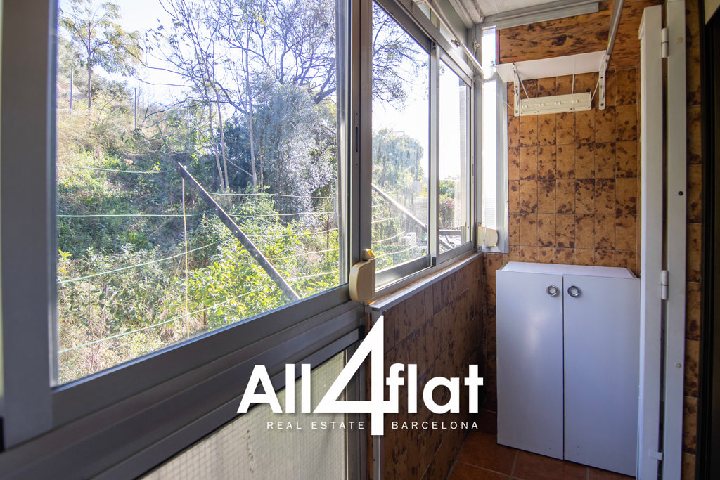 Muga Street - Ref: 003607 