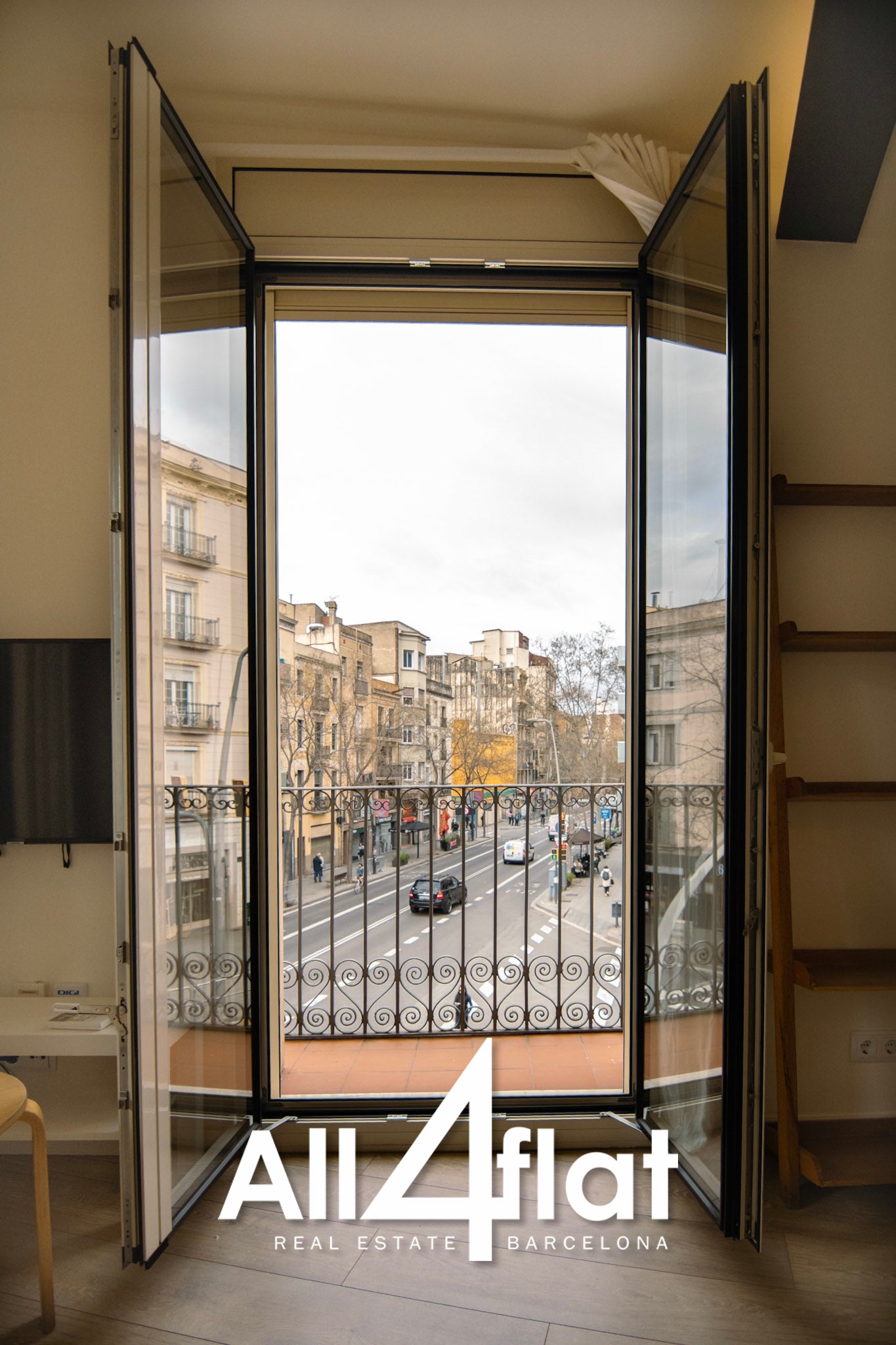 C/ Creu Coberta - Ref: 003637