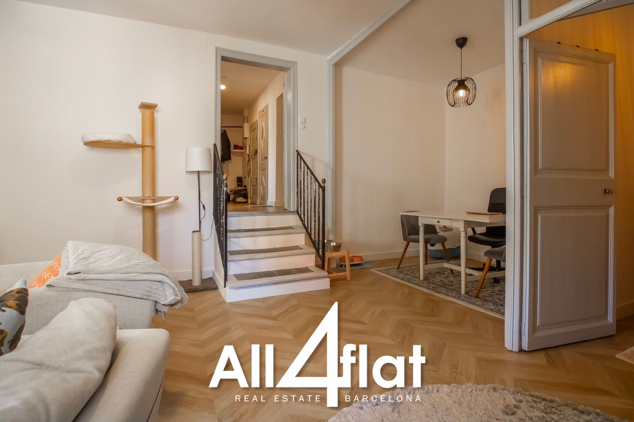 Place Olles - Réf. : 003392A 