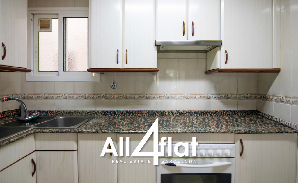 Muga Street - Ref: 003607 