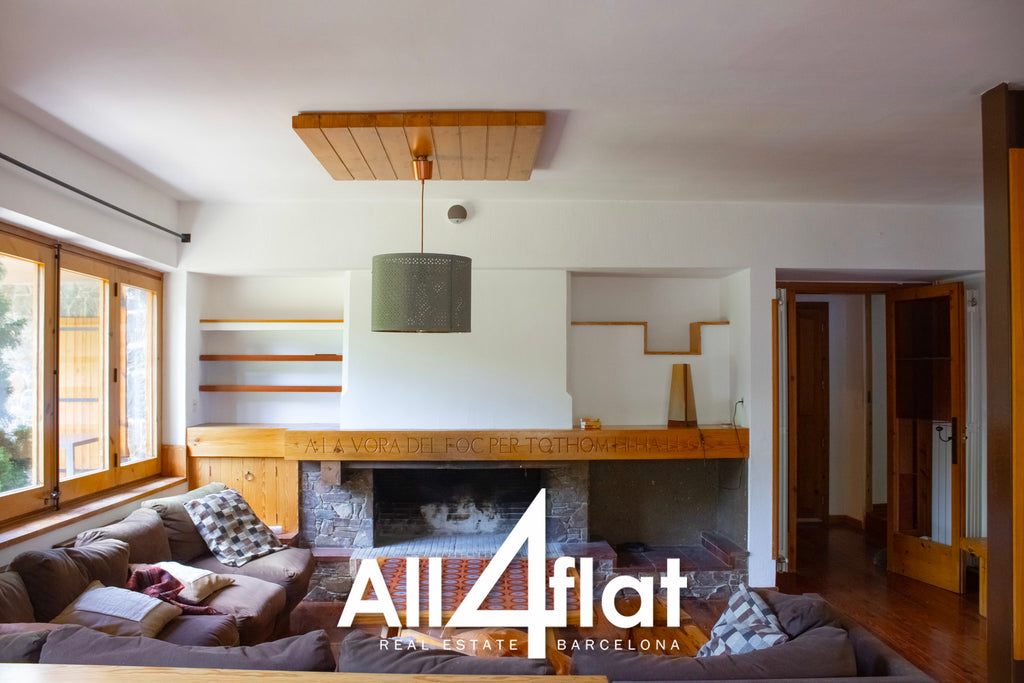 Cerdanya Avenue No. 1 