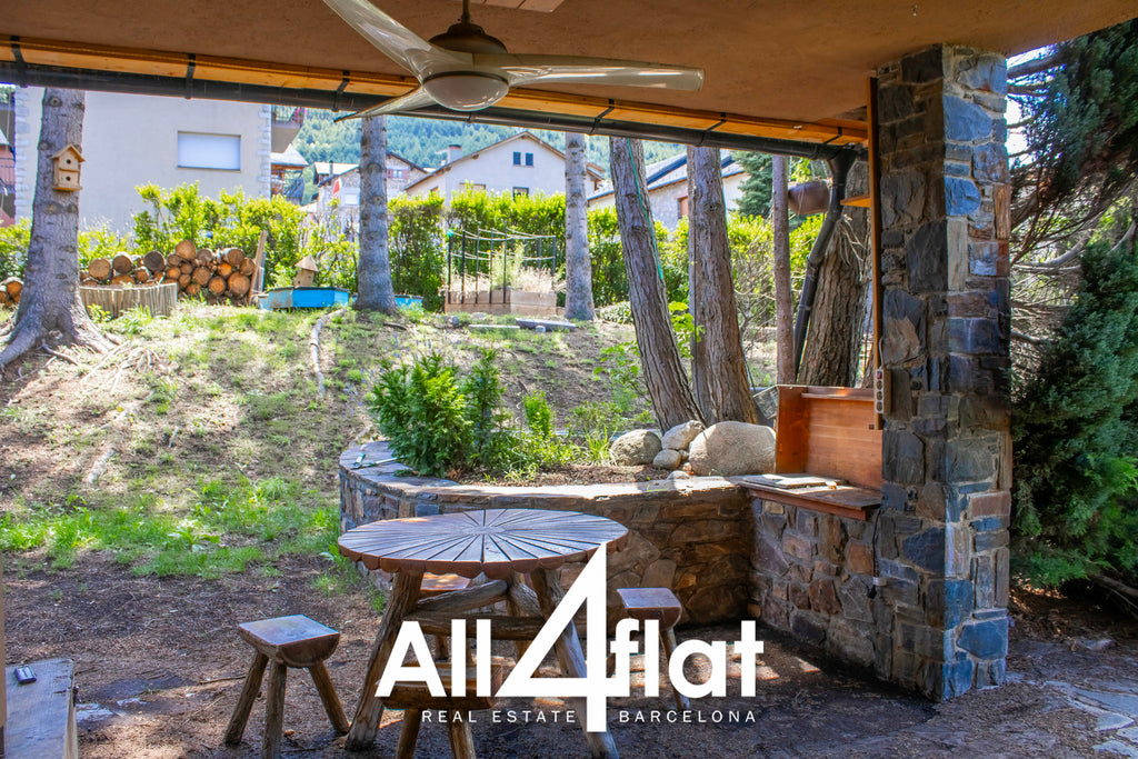 Cerdanya Avenue No. 1 