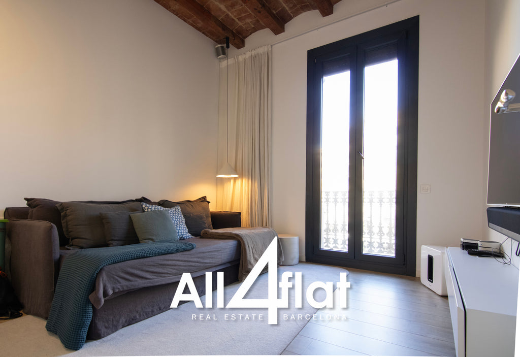 C/ Comte Urgell - Ref: 000003D