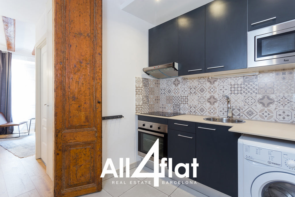 C/ Nou de la Rambla - Ref: 002482F