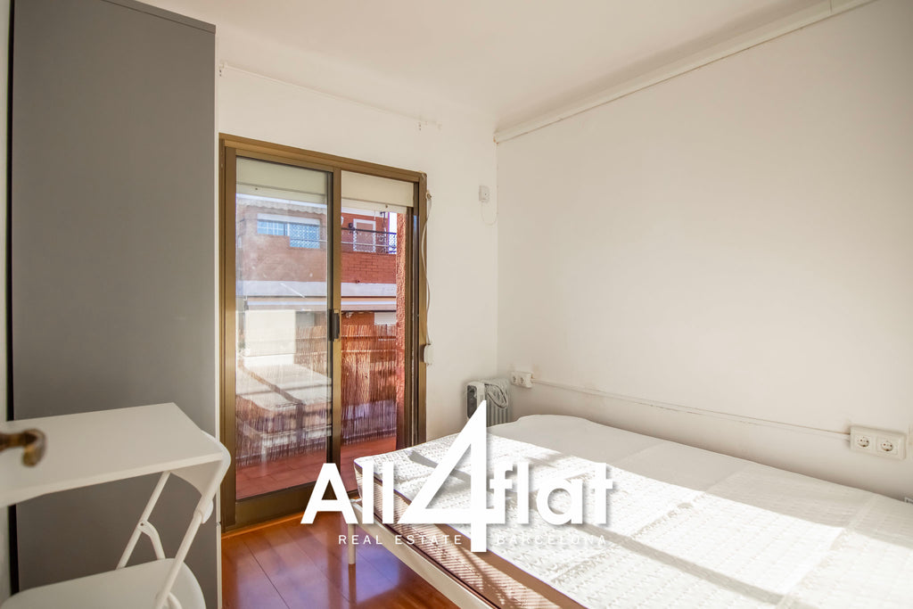 C/ Francesc Camprodon - Ref: 003601A
