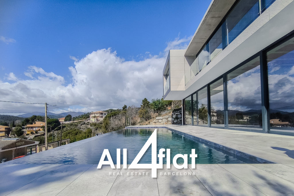 C/ Mimosa - Réf. : 003205 