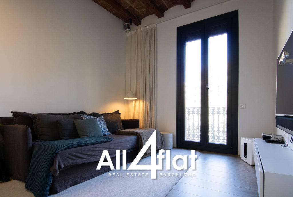 C/ Comte Urgell - Ref: 000003D