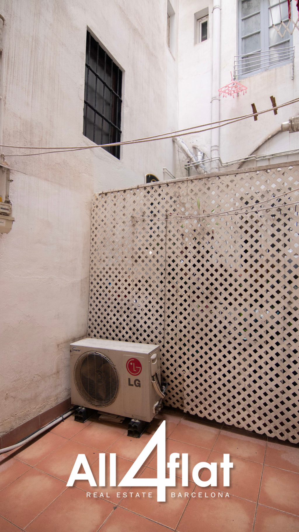 C/ Roca - Réf. : 003599