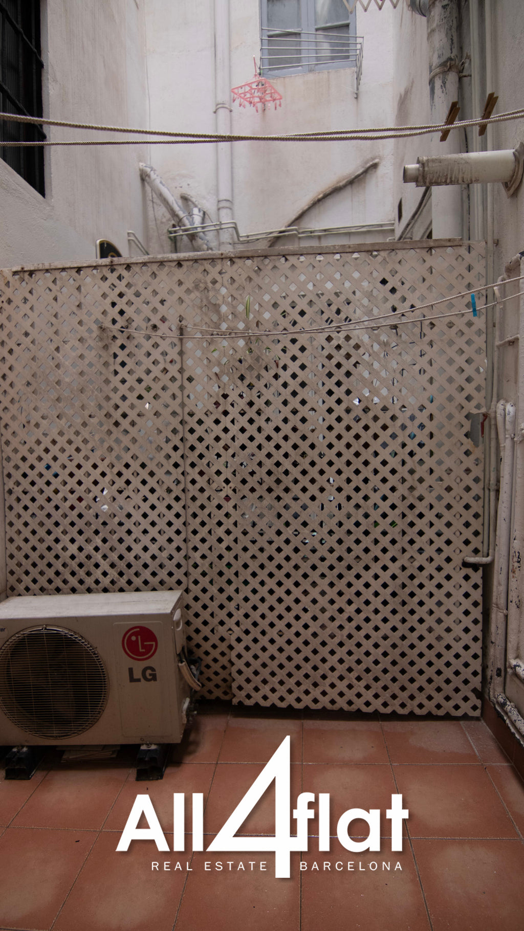 C/ Roca - Réf. : 003599