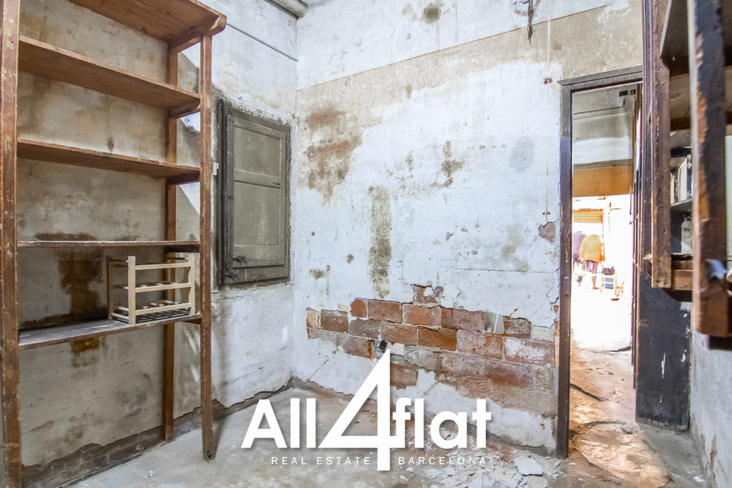 Rue Sant Elíes - Réf. : 003480 