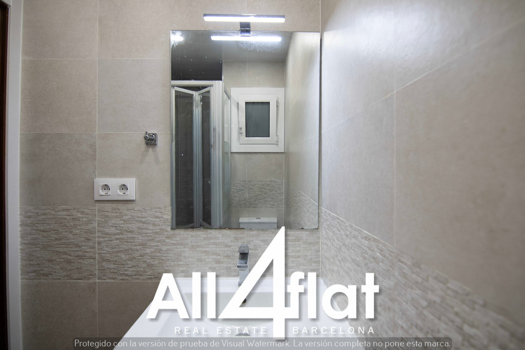 C/ Bòbiles - Réf. : 003588 