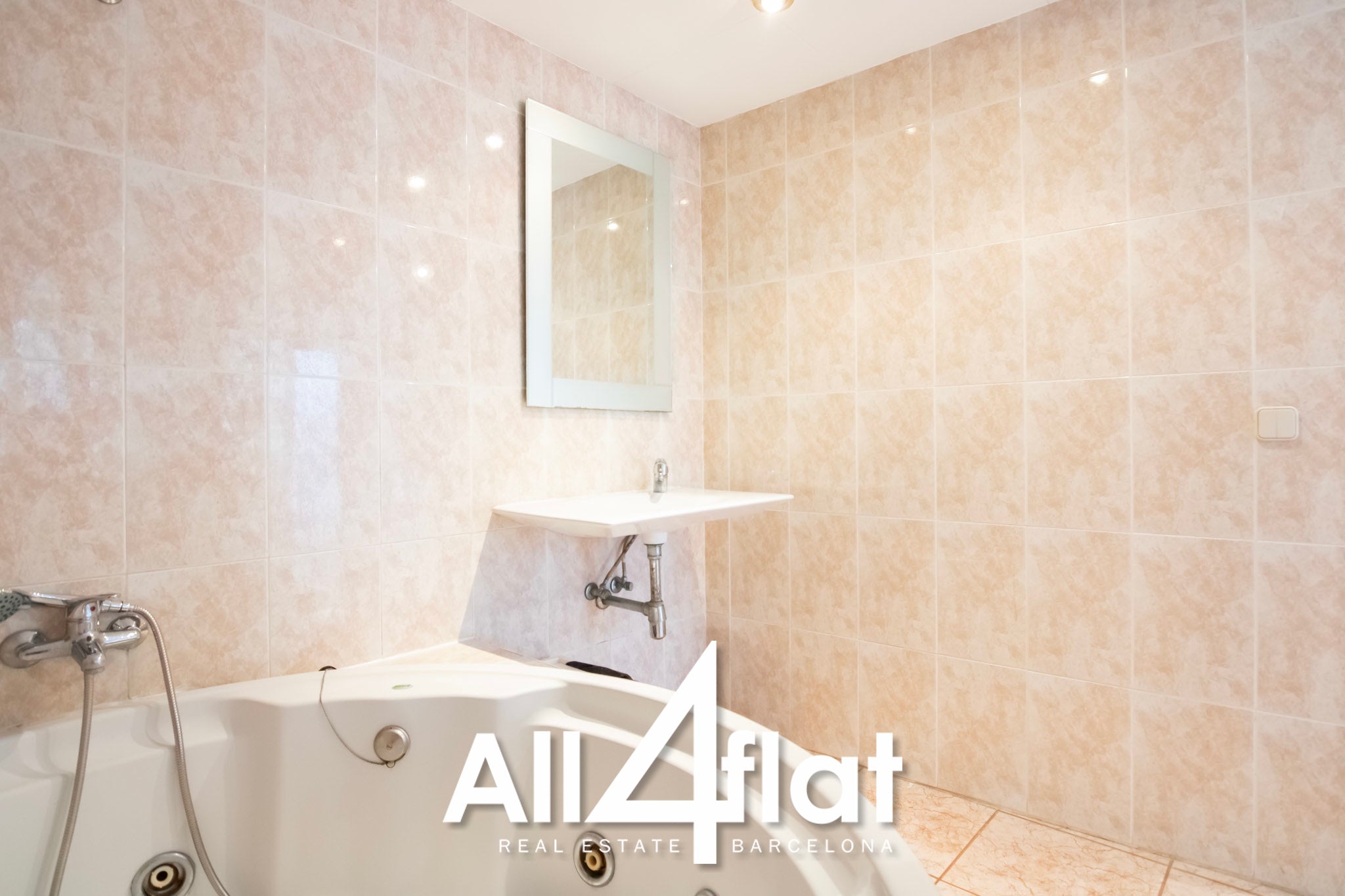 C/ Escudellers Blanch - Réf. : 000506F 