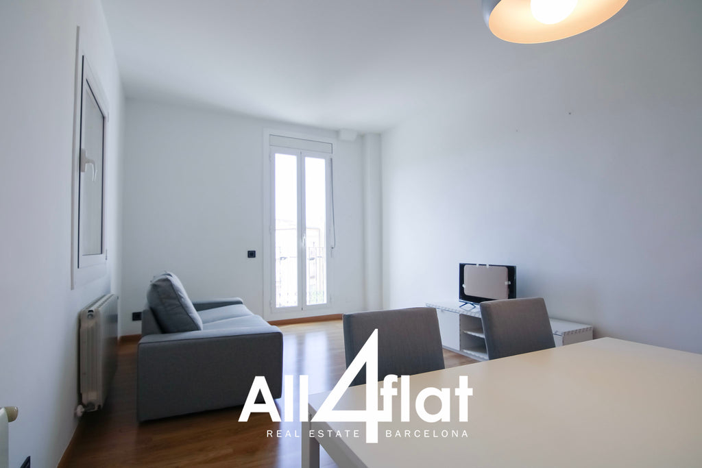 C/ Agustí Vell - Ref: 002547F
