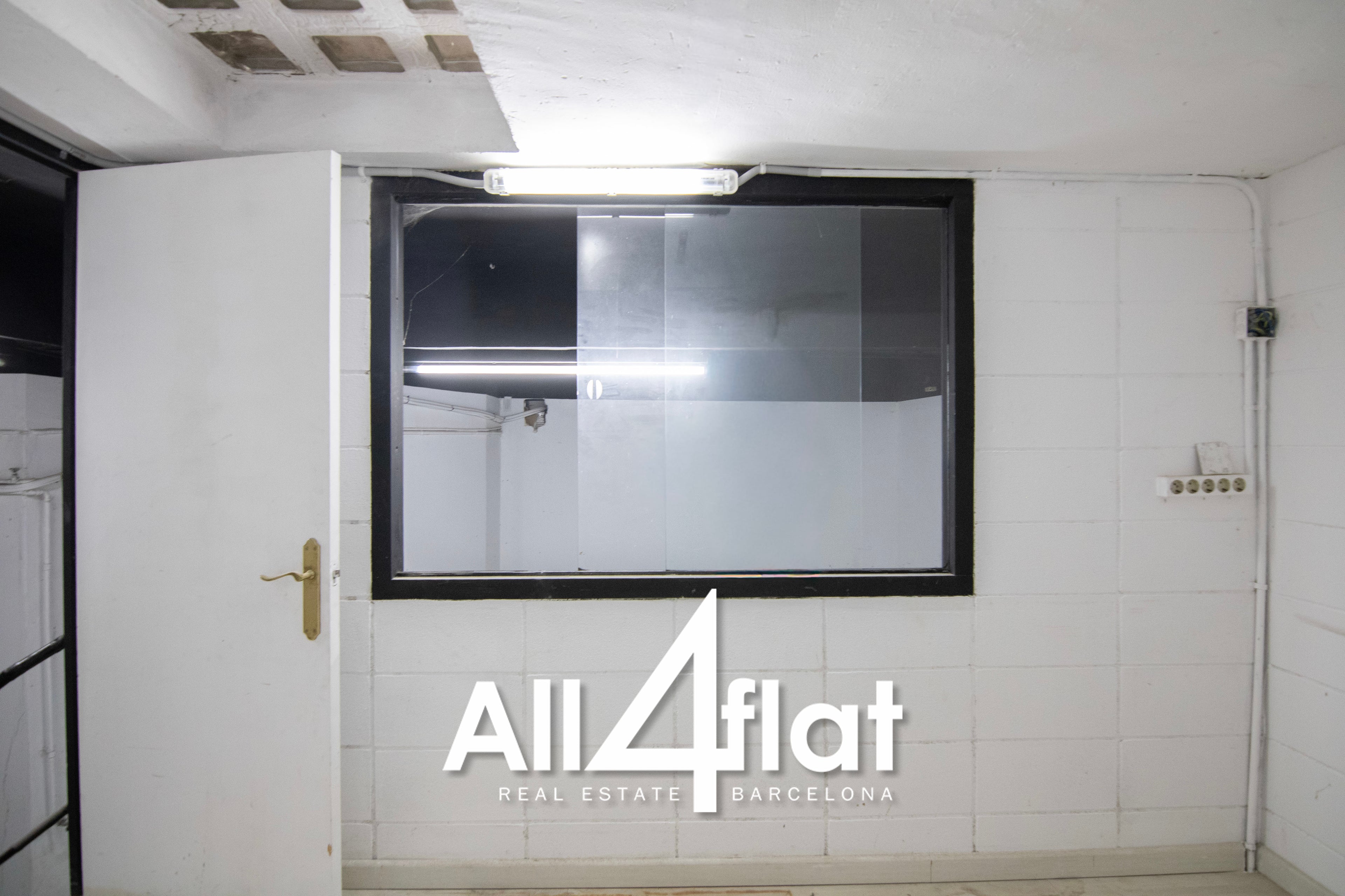 C/ Flandres - Réf. : 003609 