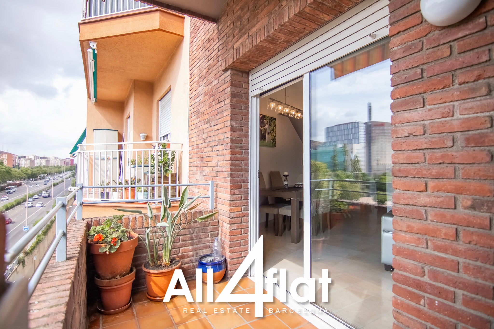 Meridiana Avenue - Ref: 003555