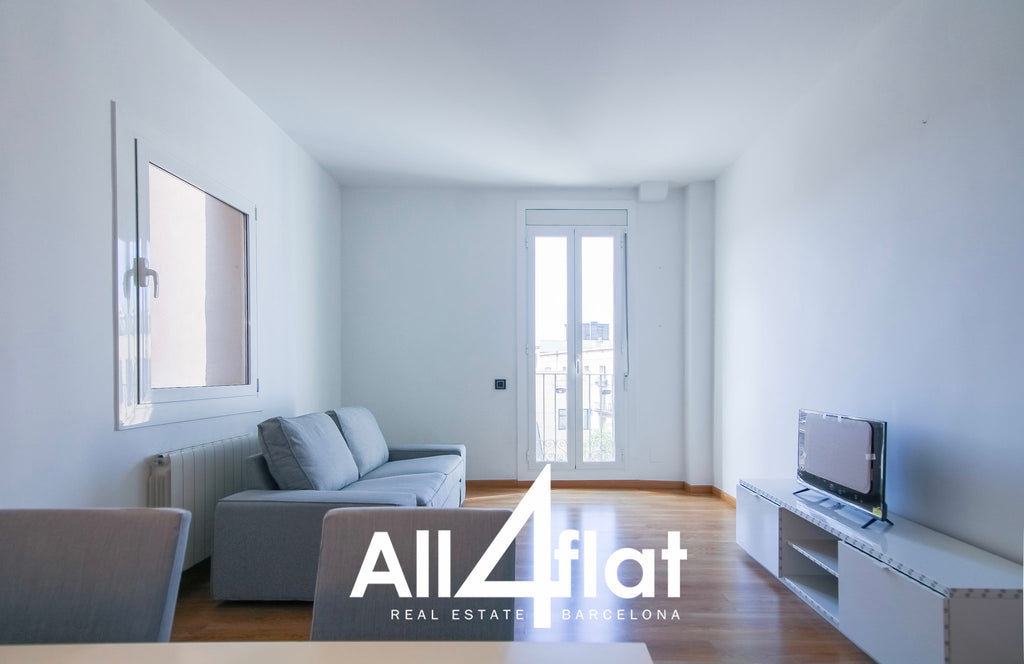C/ Agustí Vell - Ref: 002547F