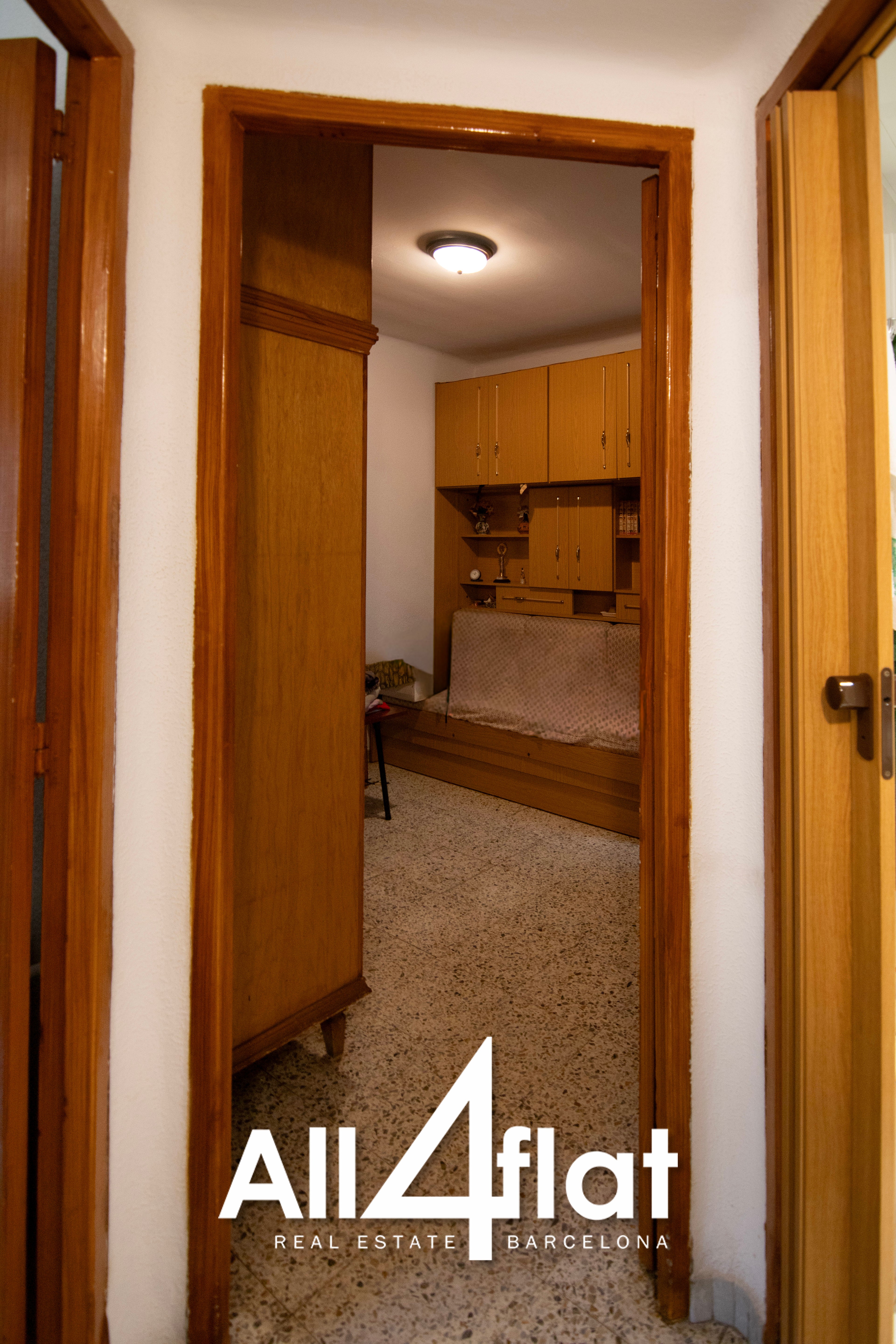 Muga Street - Ref: 003607 