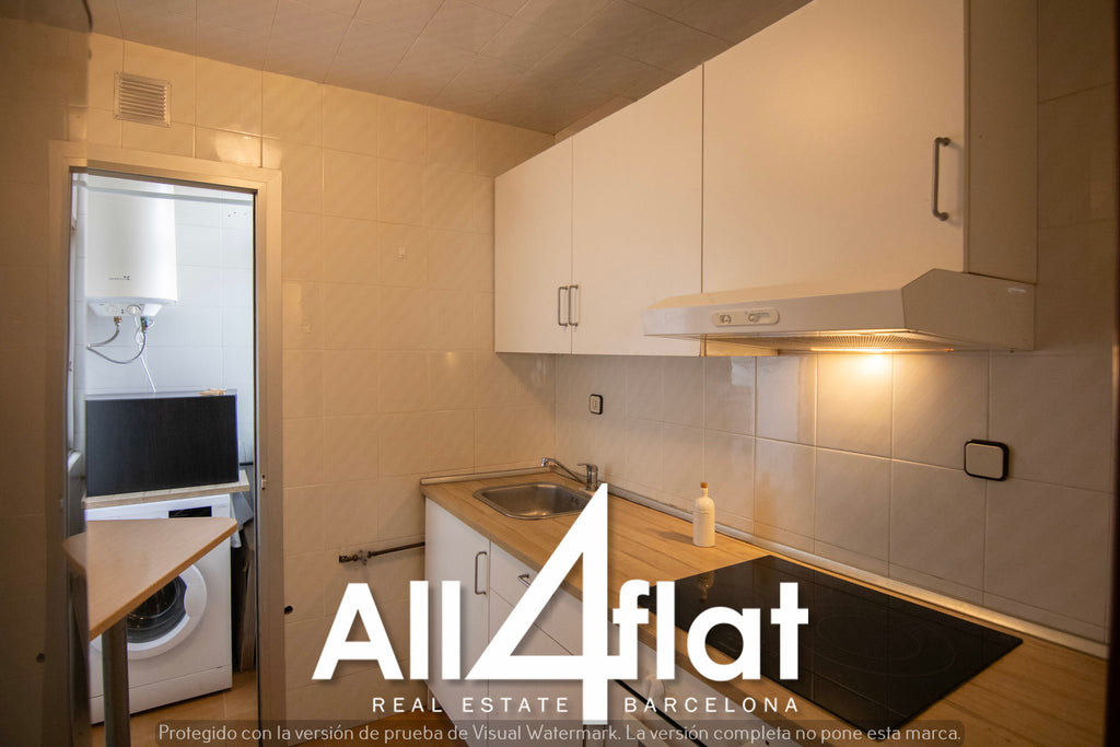 C/ Bòbiles - Réf. : 003588 