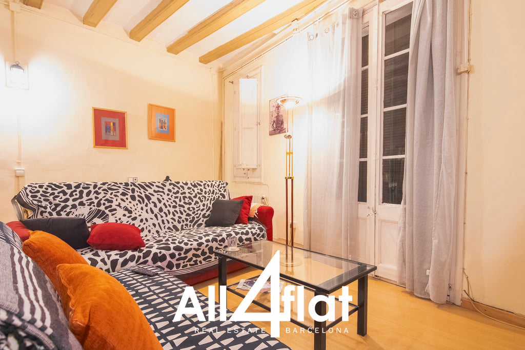 Rue des Bouteilles - Réf. : 003095B 