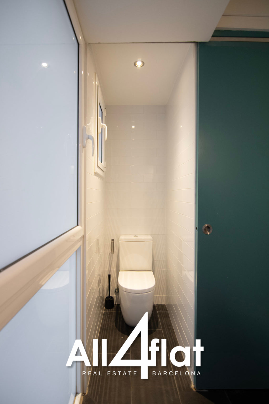 Muntaner Street - Ref: 003606 