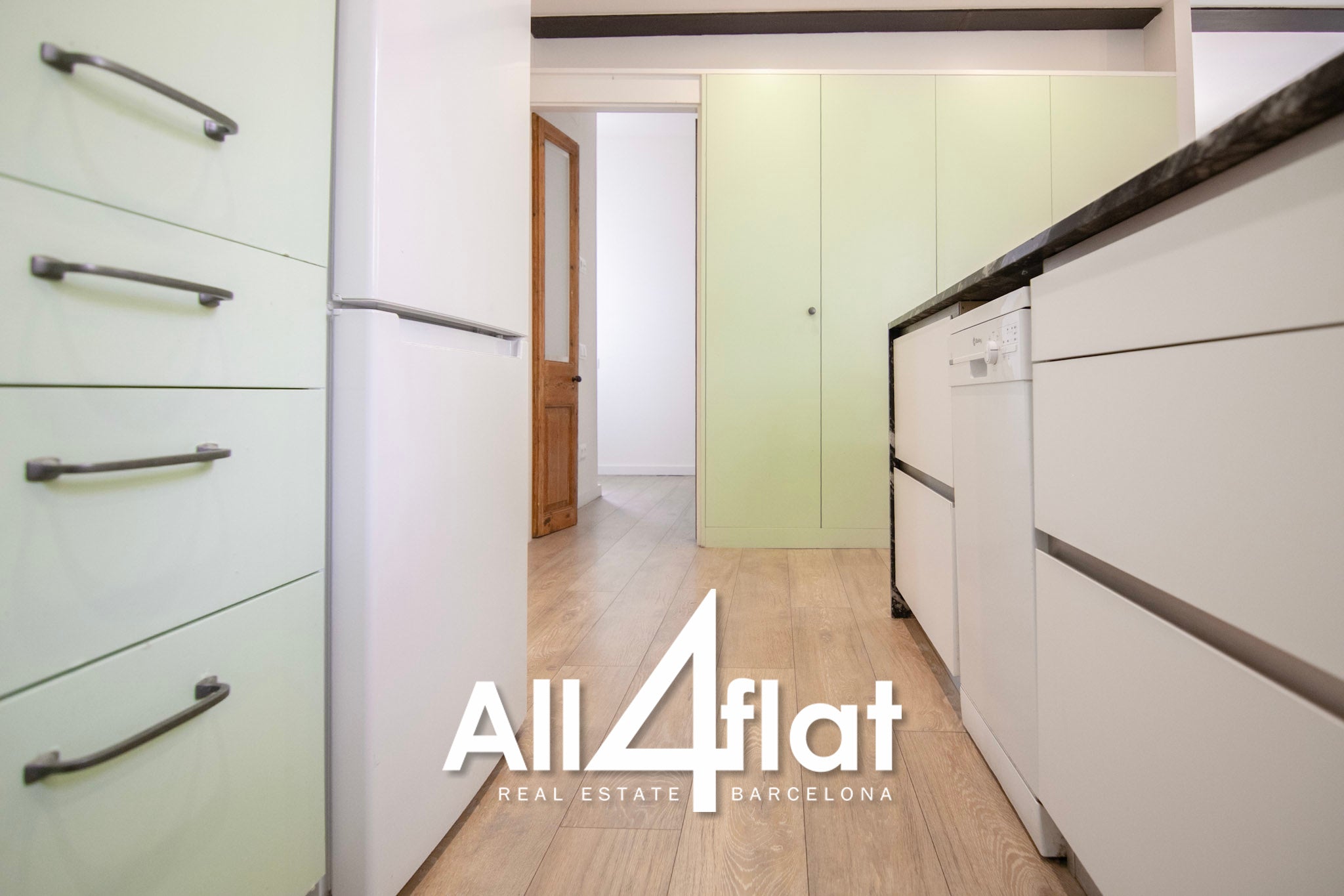 C/ Creu Coberta - Ref: 003637