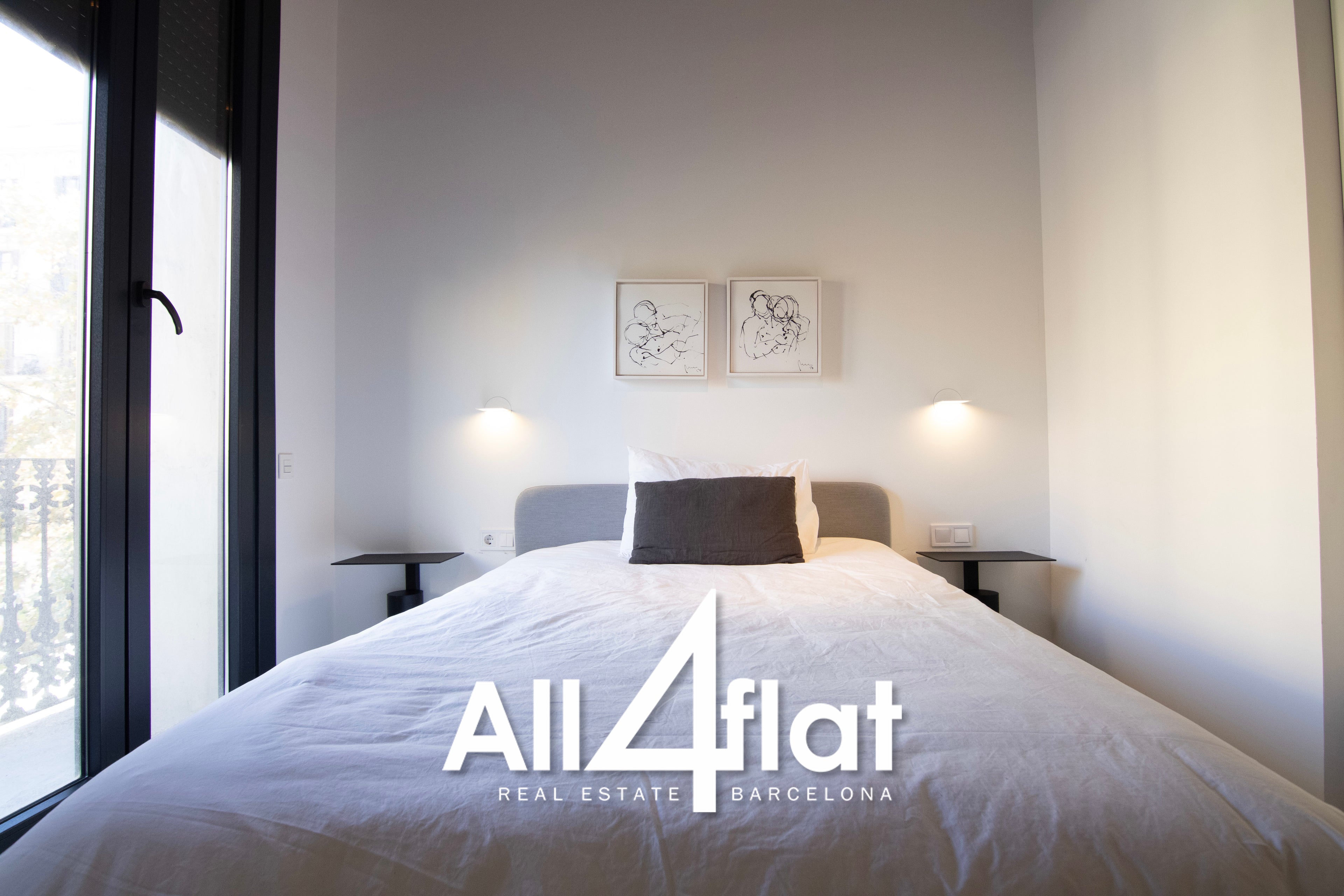 C/ Comte Urgell - Ref: 000003D