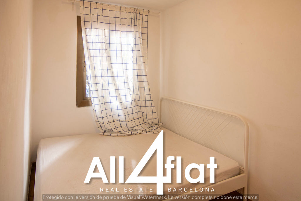 C/ Bòbiles - Réf. : 003588 