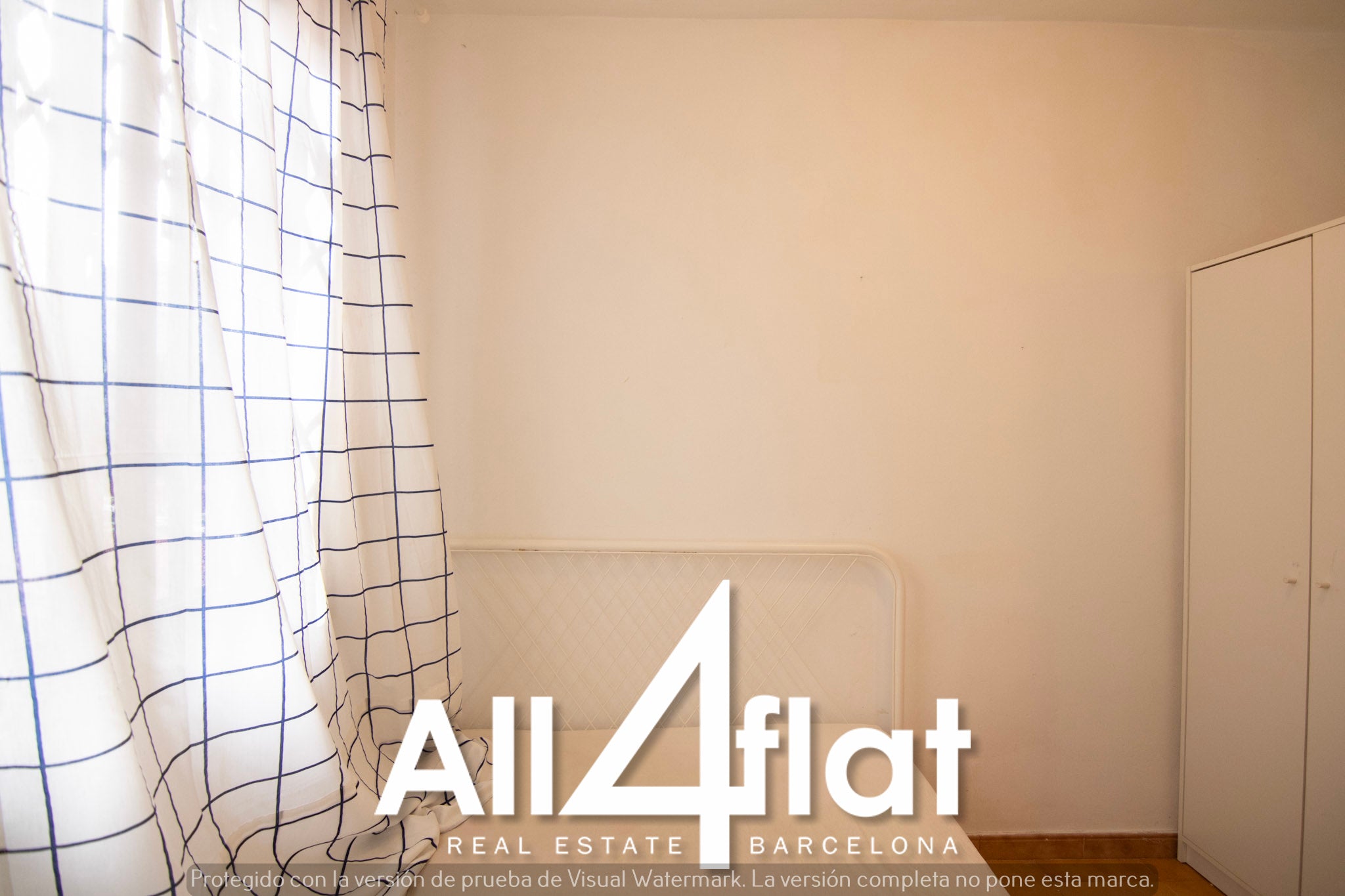 C/ Bòbiles - Réf. : 003588 