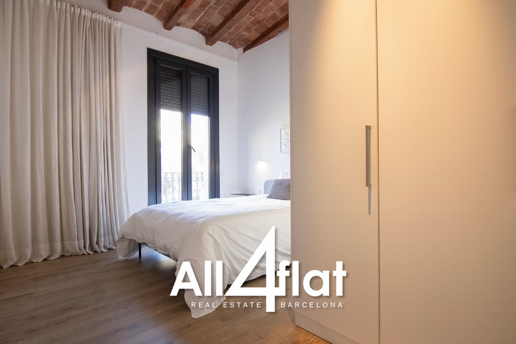 C/ Comte Urgell - Ref: 000003D