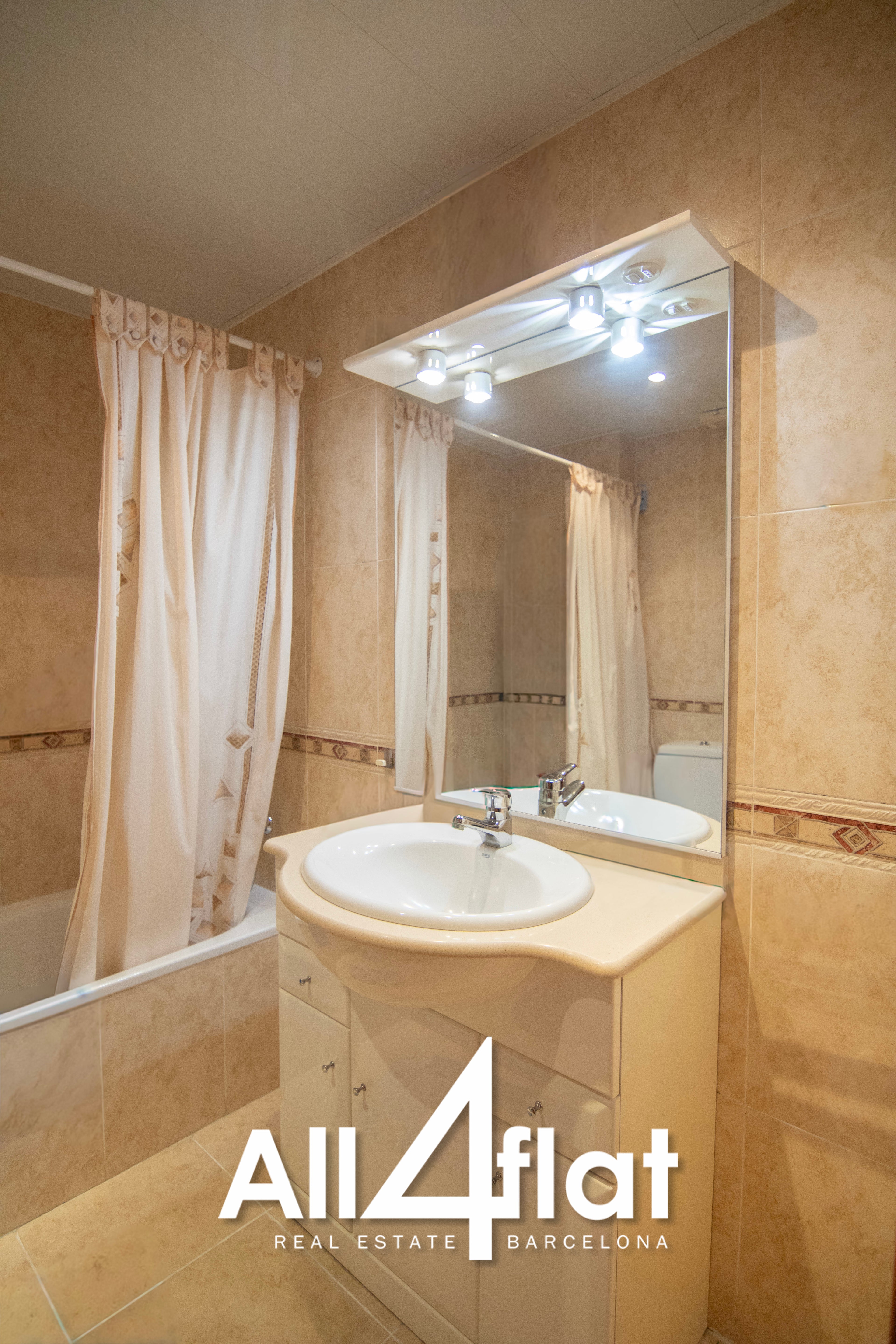 C/ Catalunya - Ref: 003602