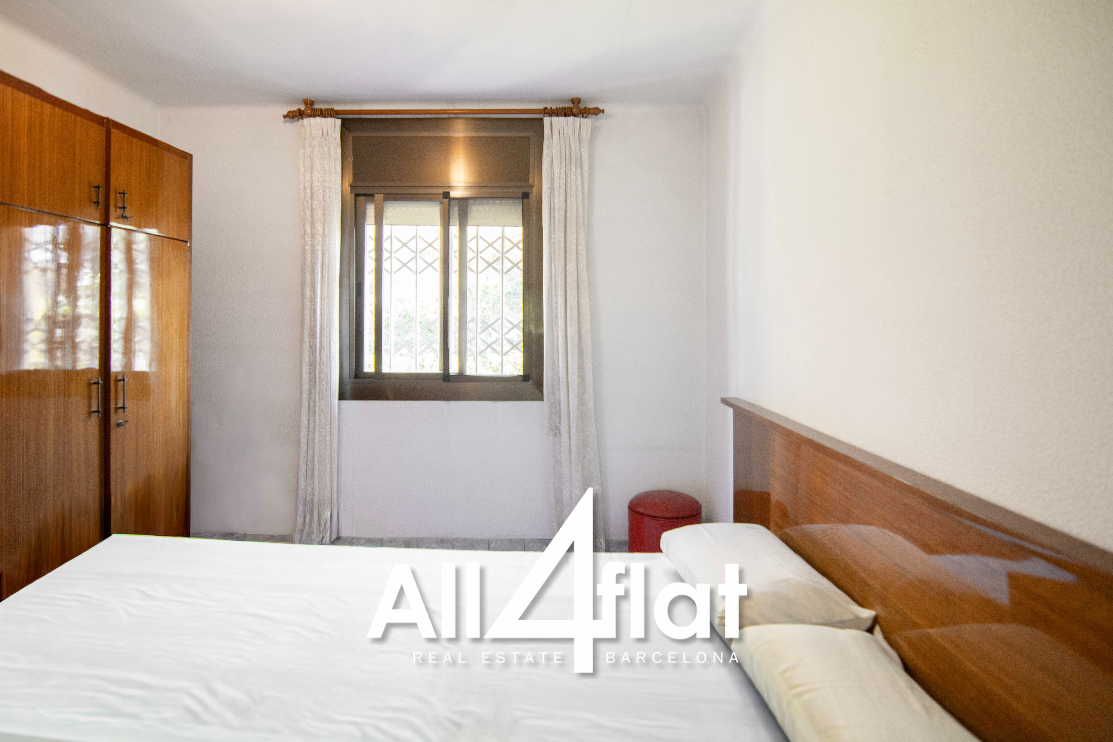 Muga Street - Ref: 003607 