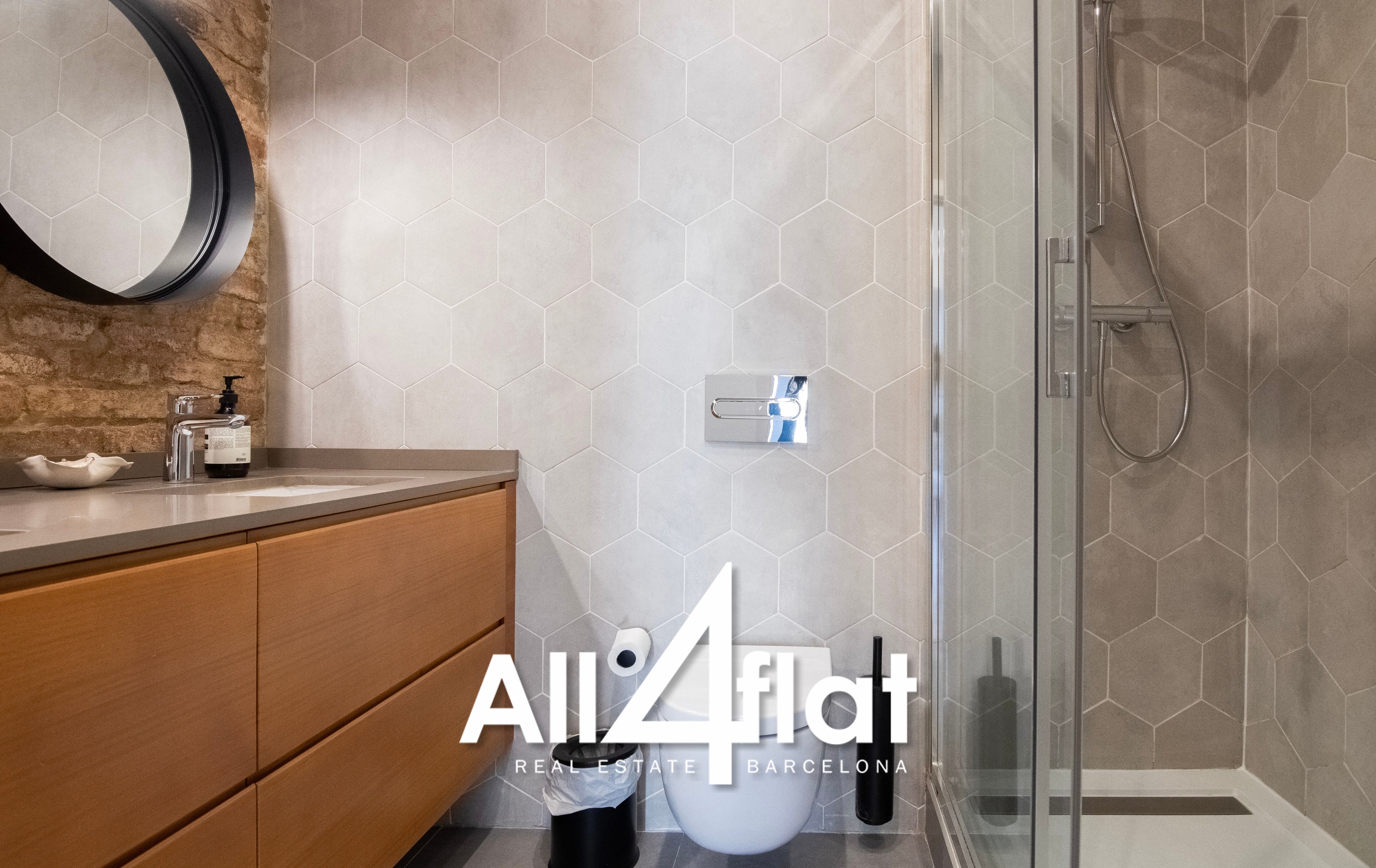 C/ Comte Urgell - Ref: 000003D