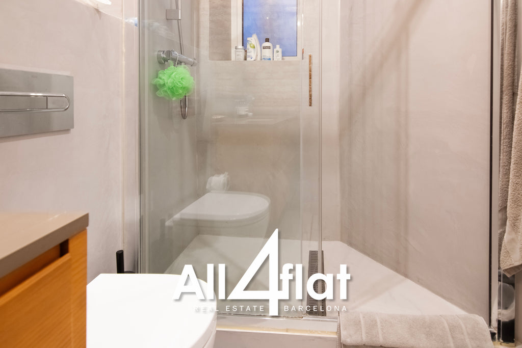 C/ Comte Urgell - Ref: 000003D