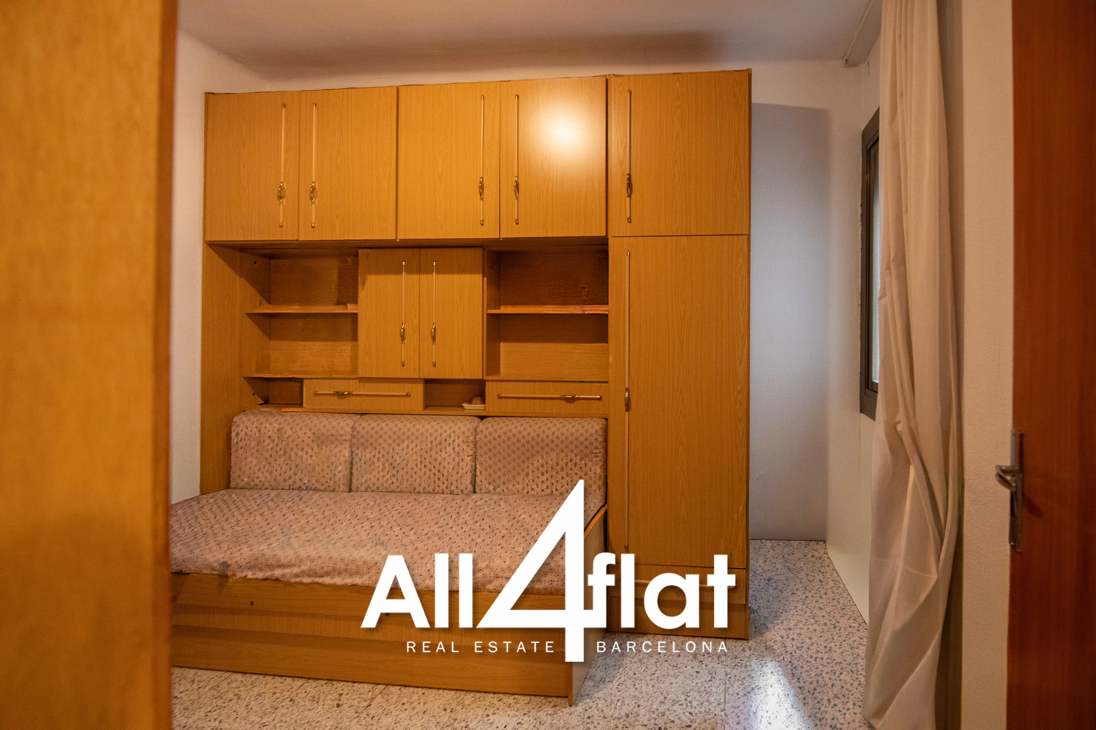 Muga Street - Ref: 003607 