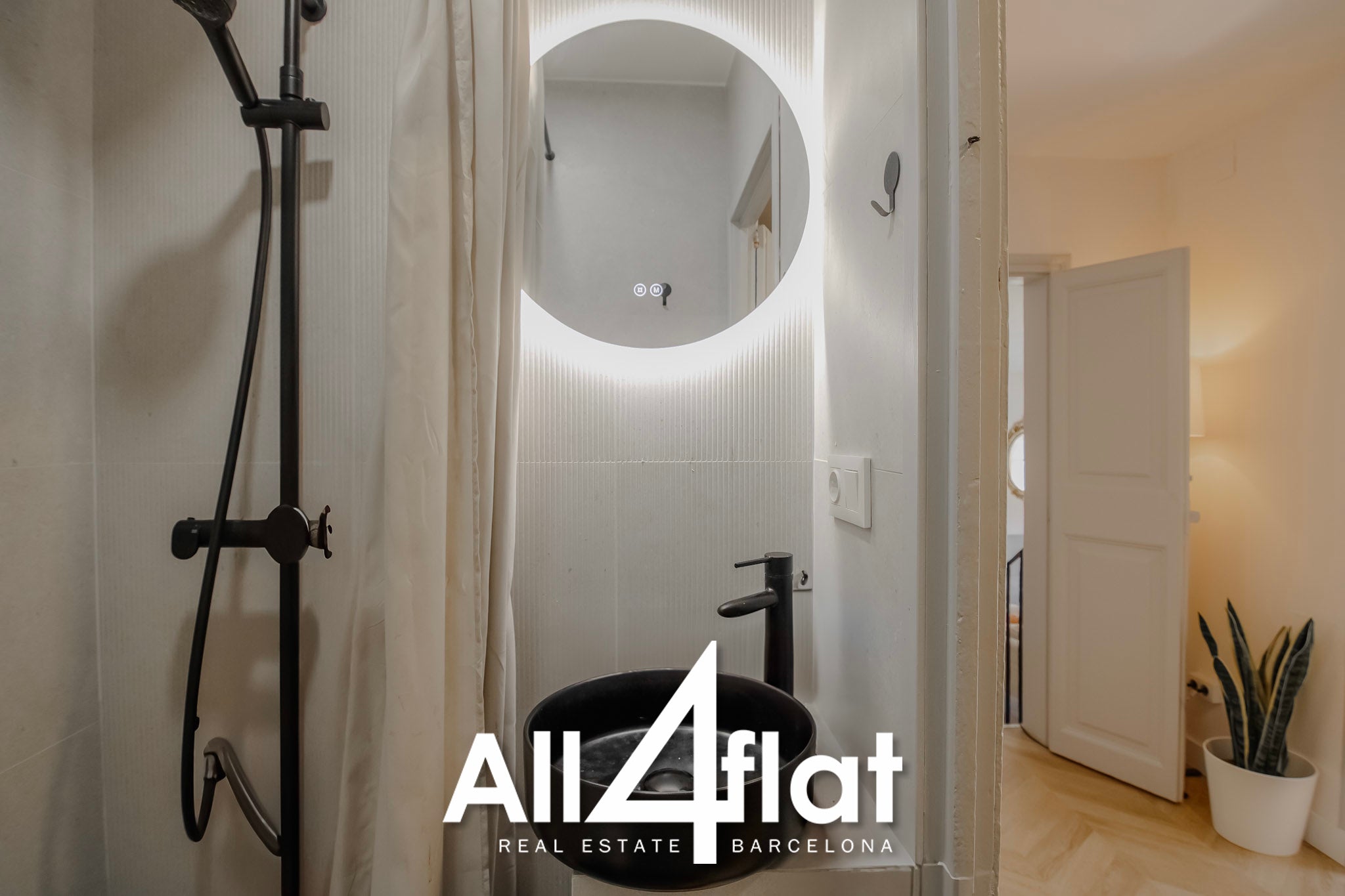 Place Olles - Réf. : 003392A 