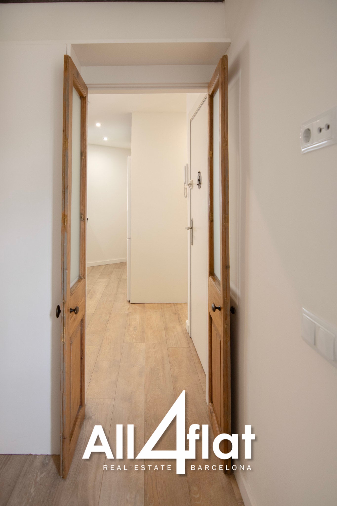 C/ Creu Coberta - Ref: 003637