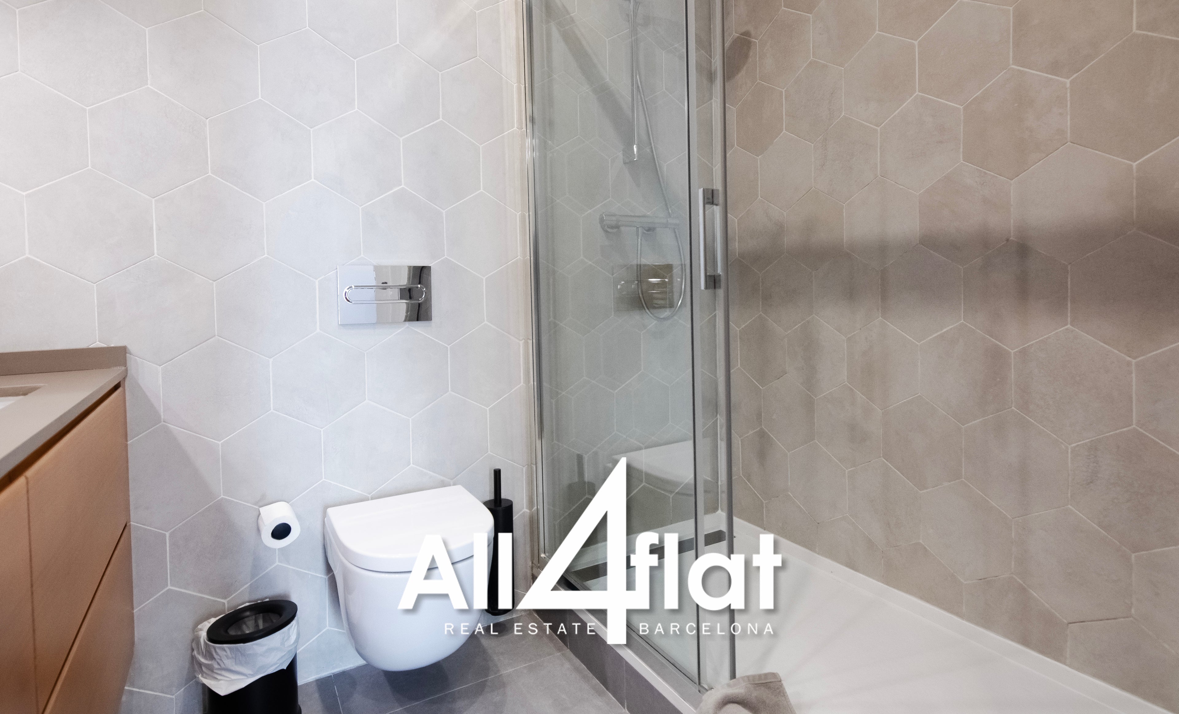 C/ Comte Urgell - Ref: 000003D