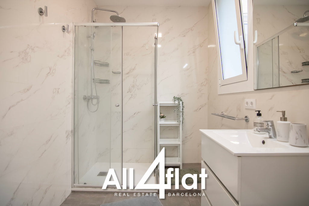 C/ Vilamarí - Réf. : 003586 