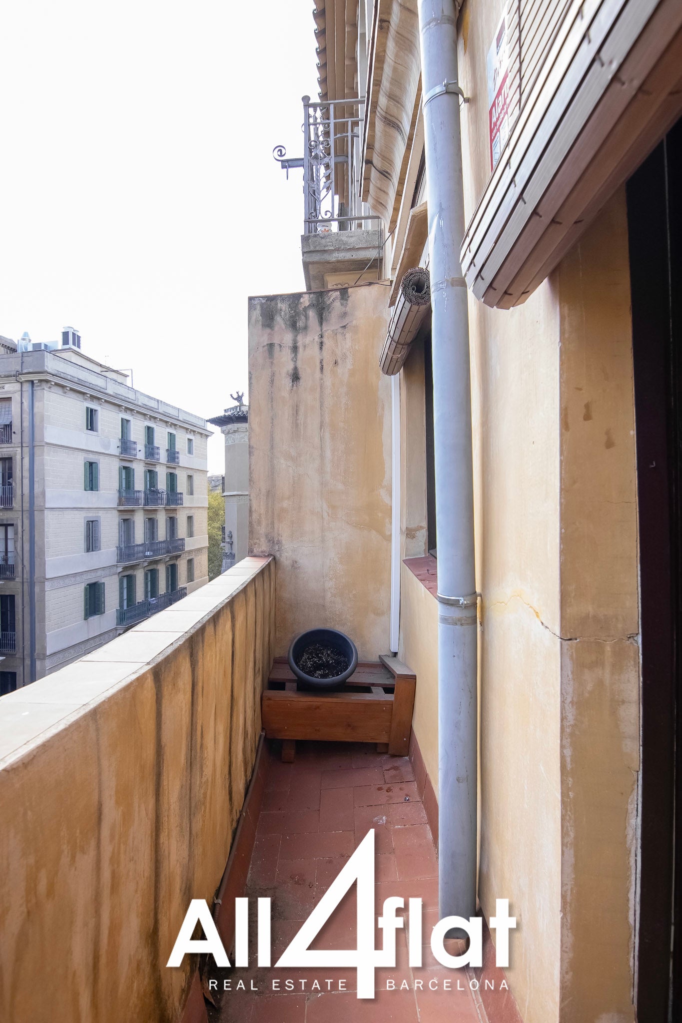 Place Olles - Réf. : 003392A 