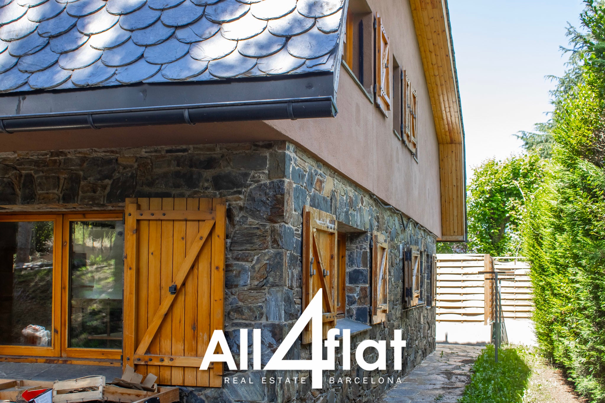 Cerdanya Avenue No. 1 