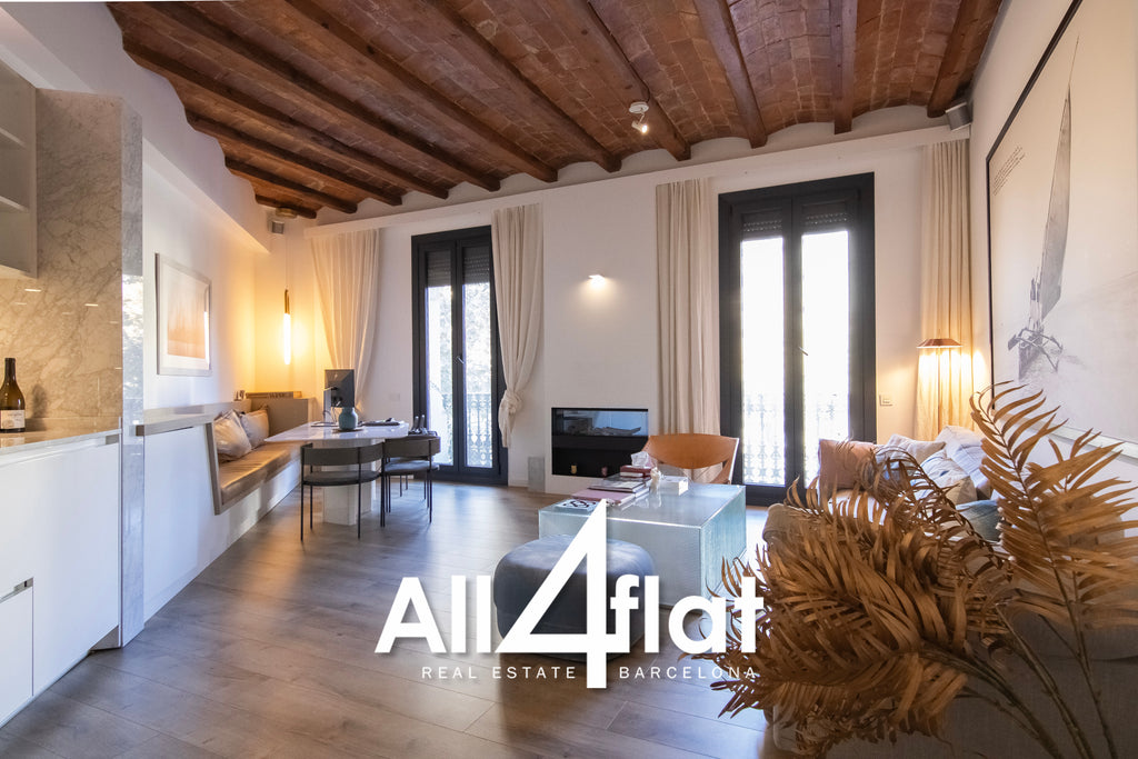 C/ Comte Urgell - Ref: 000003D