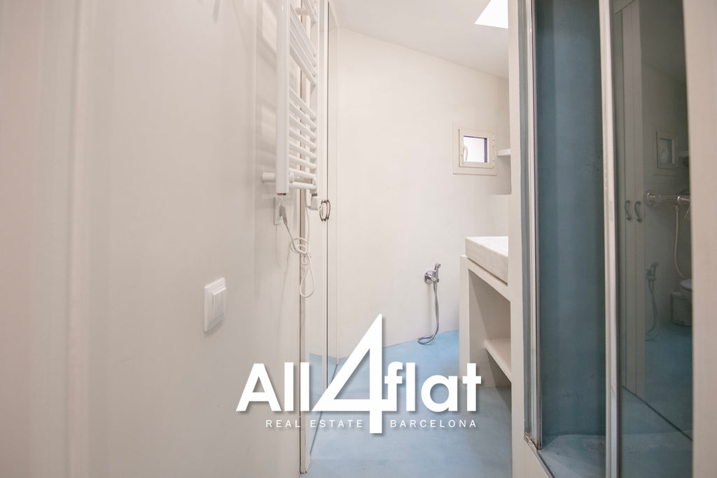 C/ Creu Coberta - Ref: 003637