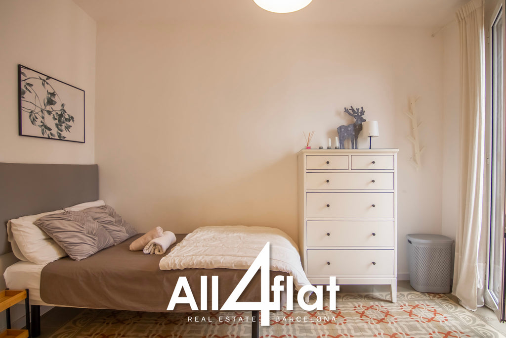 C/ Vilamarí - Réf. : 003586 