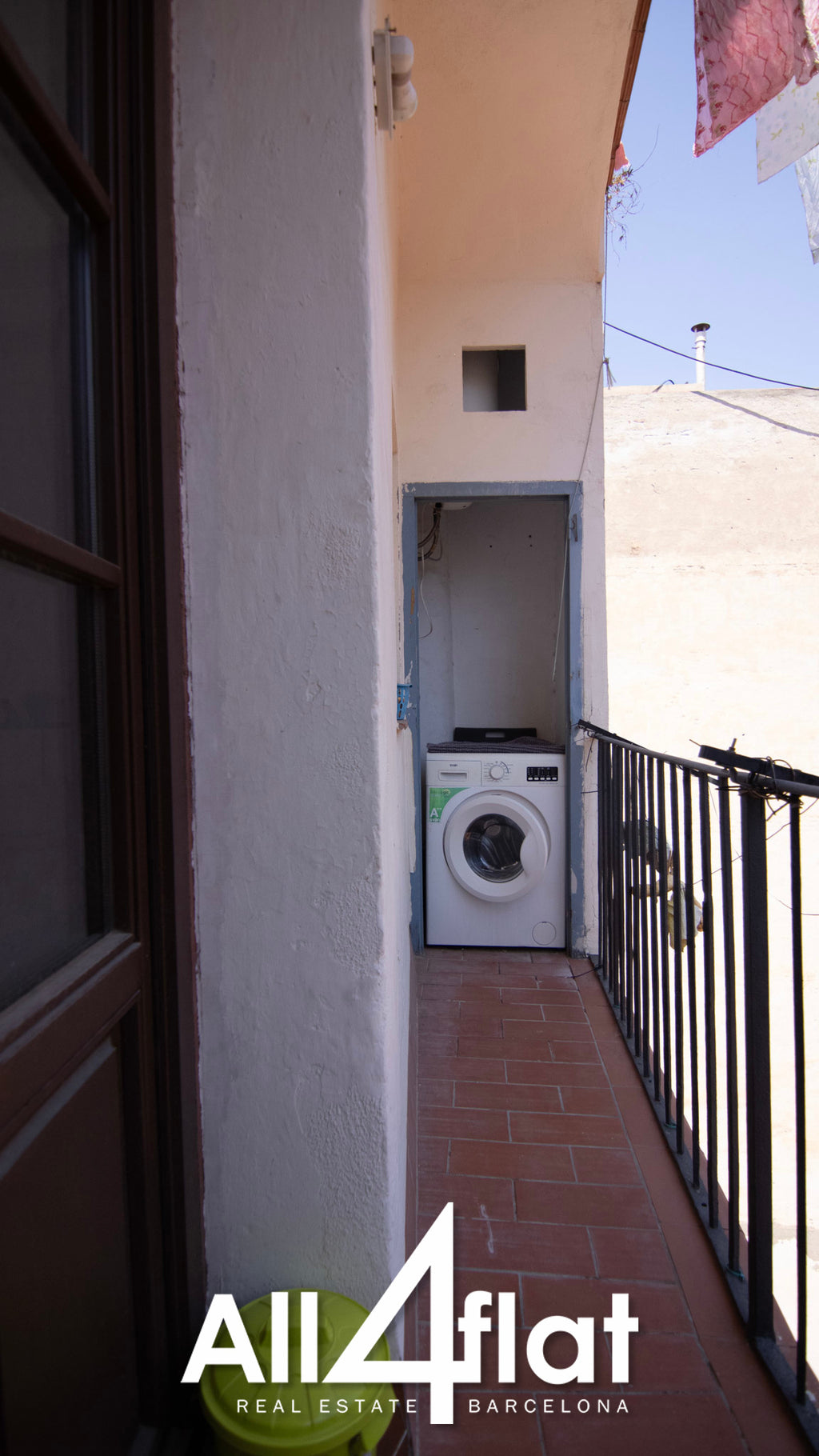 Rue Robador - Réf. : 001827E 