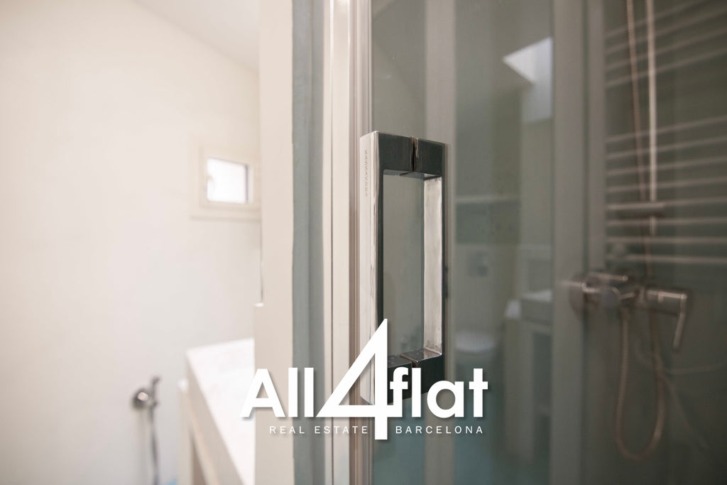 C/ Creu Coberta - Ref: 003637